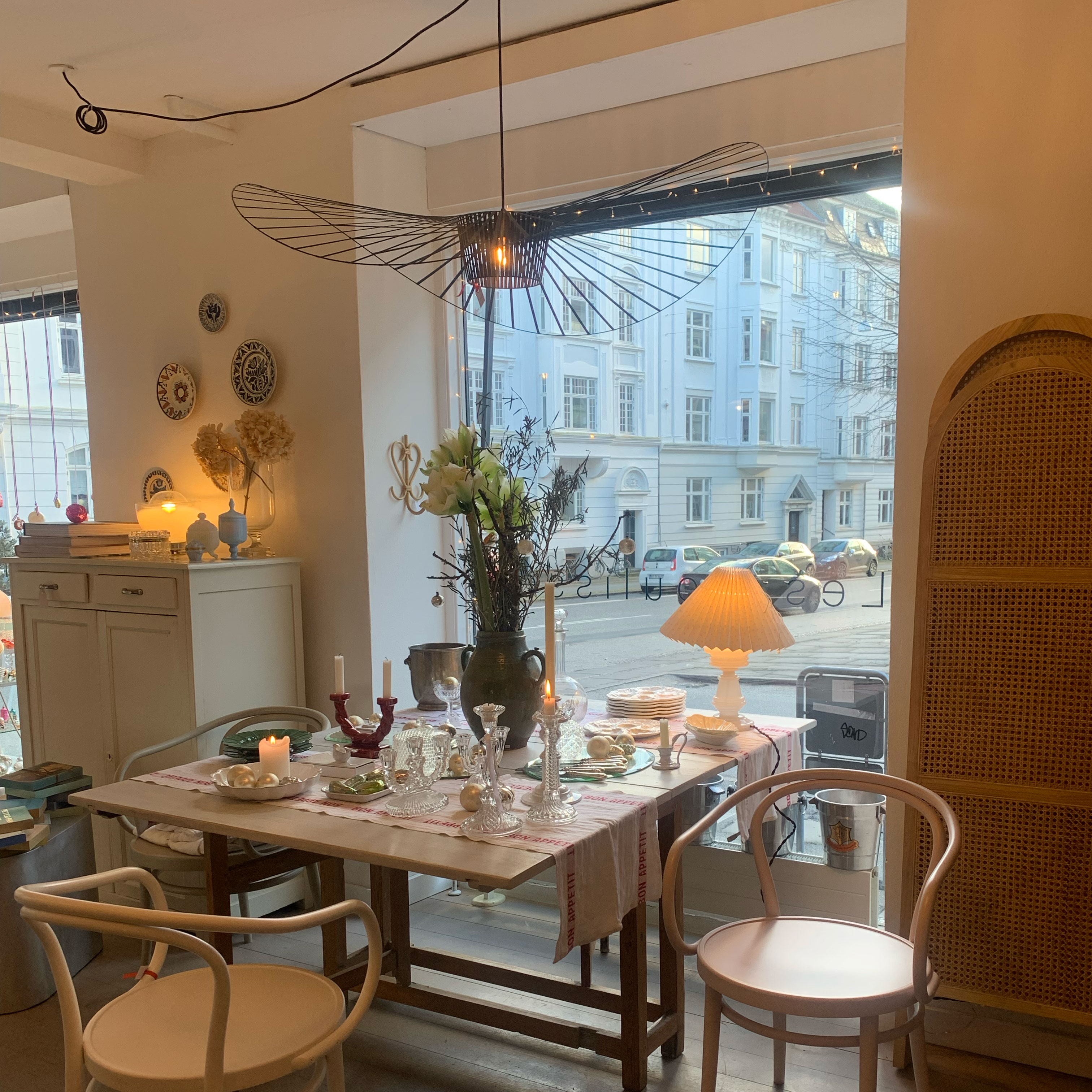 Billede fra Les Coulisses' butik
